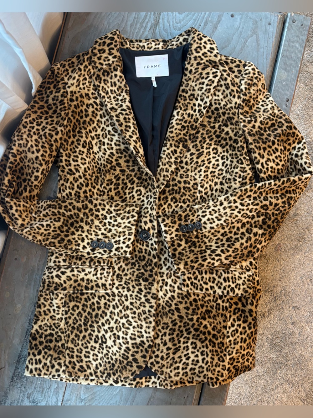 Frame Denim Leopard print velvet Blazer | size 2